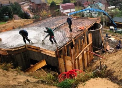 Бетон М150, использованный для укладки арматуры